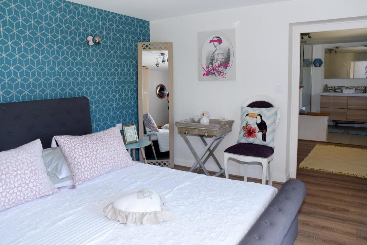 Les Bessonnes Bed and Breakfast Saint-Georges-Haute-Ville Buitenkant foto