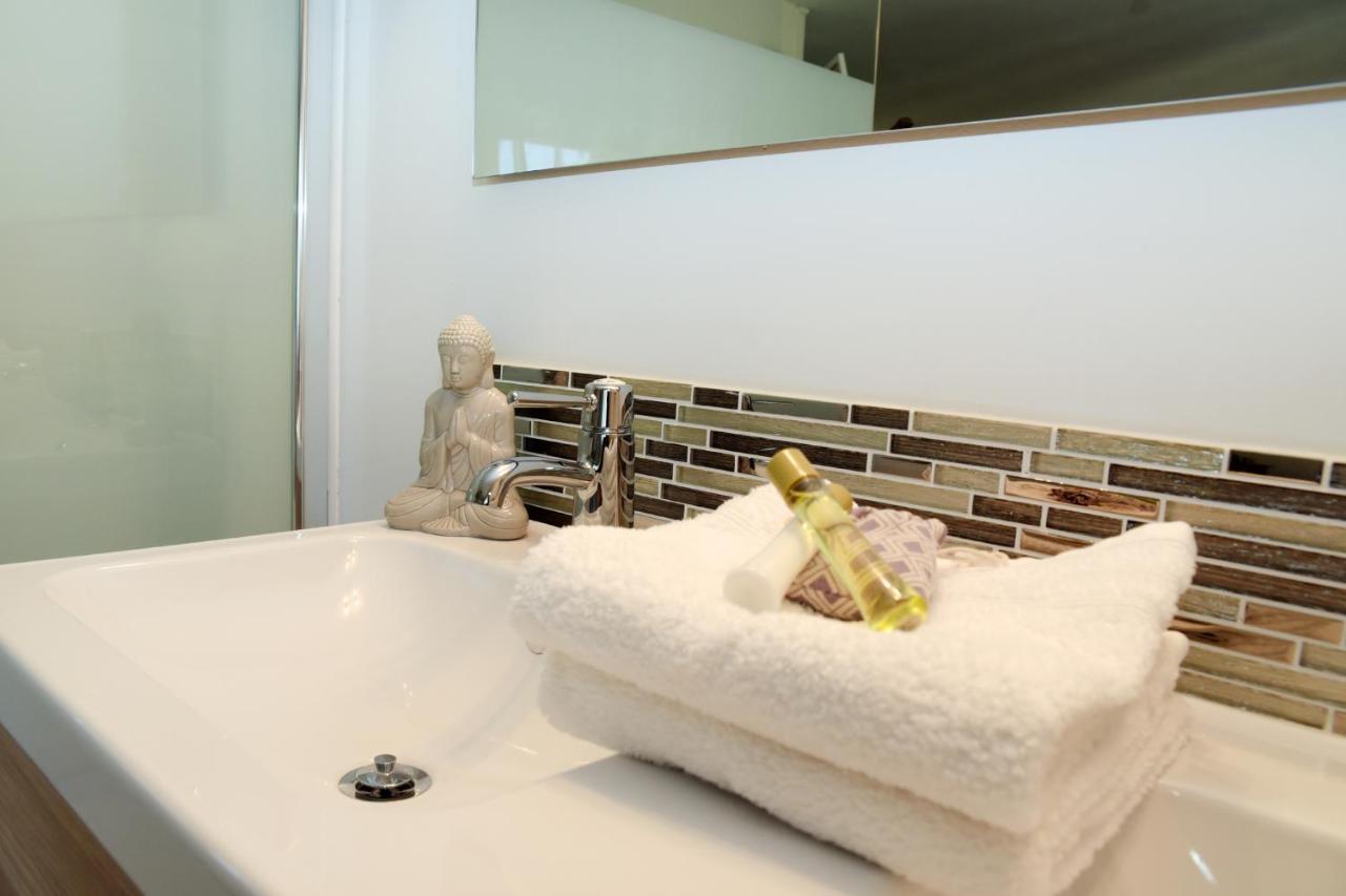 Les Bessonnes Bed and Breakfast Saint-Georges-Haute-Ville Buitenkant foto